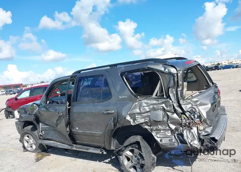 2006 Toyota Sequoia Sr5 V8 from USA, damaged, VIN 5TDZT34A86S267685